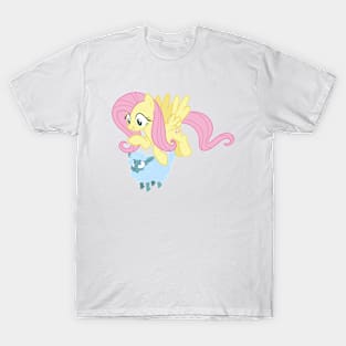 Fluttershy saving a tiny ewe 2 T-Shirt